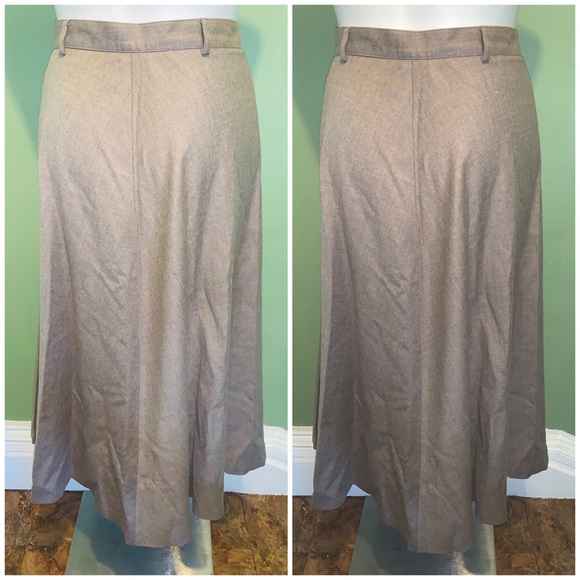 Skirt - Picture 3 of 5